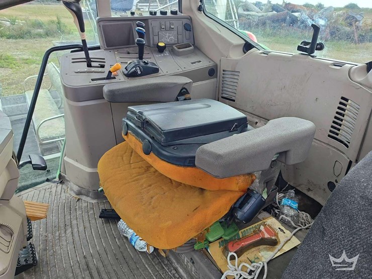 2012-john-deere-6430-image-34