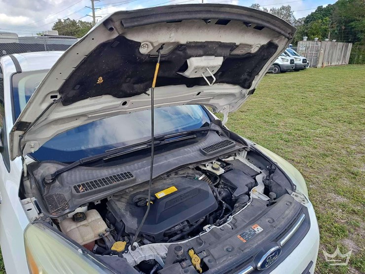 2015-ford-escape-image-41