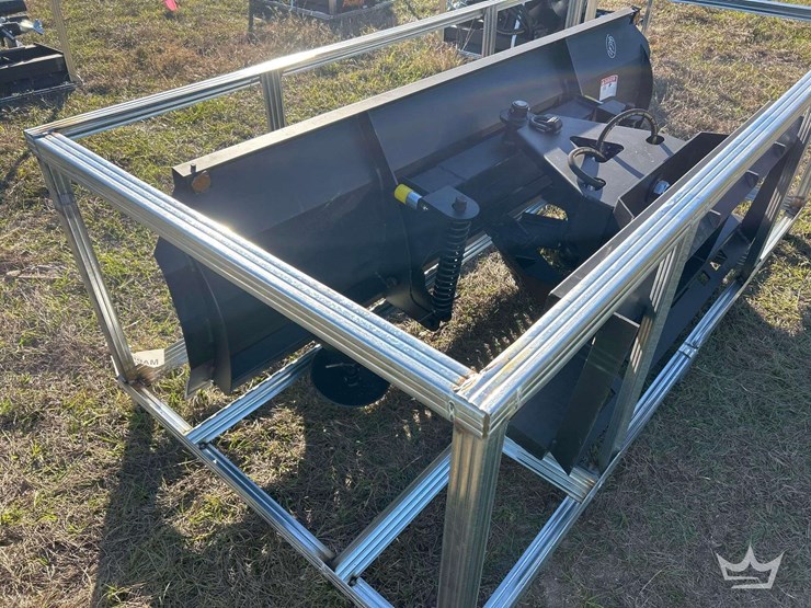 2025-pabreak-6-way-84in.-serrated-hydraulic-dozer-blade-skid-steer-attachment-image-4