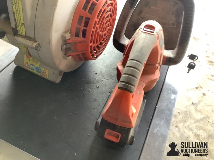 stihl-bg55-leaf-blower-image-11