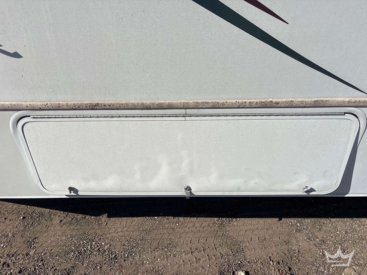 2004-ford-e450-image-26