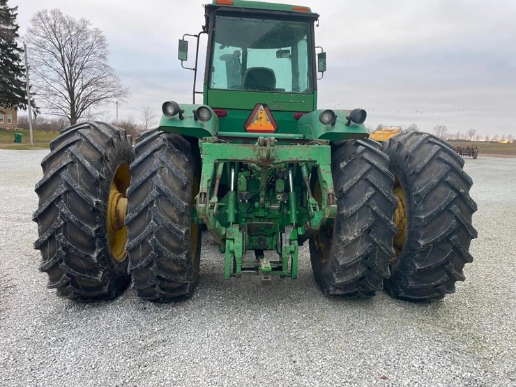 john-deere-8640-image-2