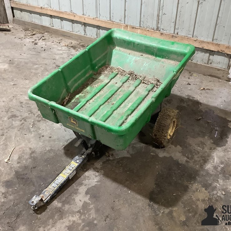 John Deere 7P Poly Cart