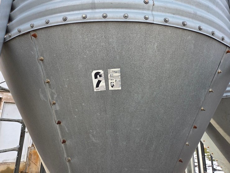 4-ton-hog-slat-feed-bin-#25-image-4