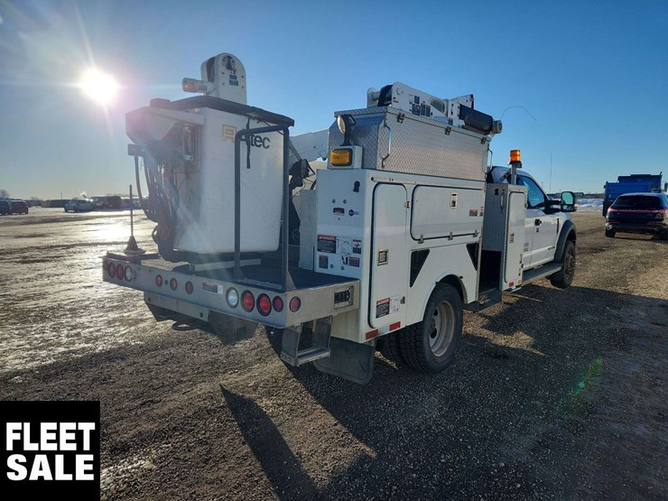 2017-ford-f550-image-4