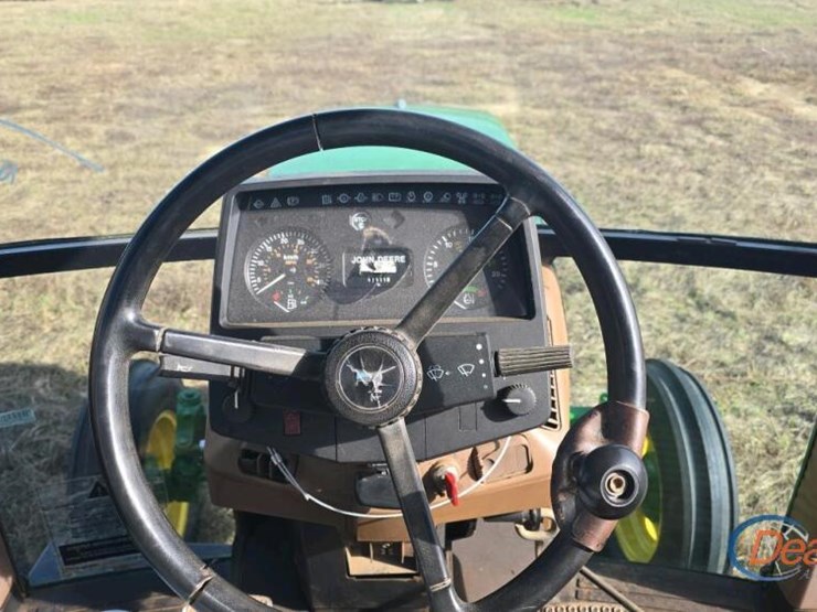 1993-john-deere-6100-image-27
