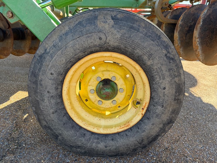 john-deere-637-image-8