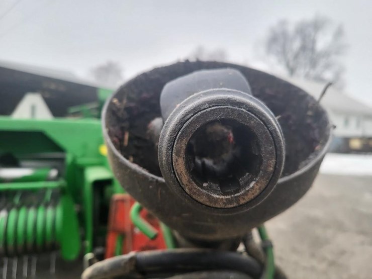 john-deere-348-image-49