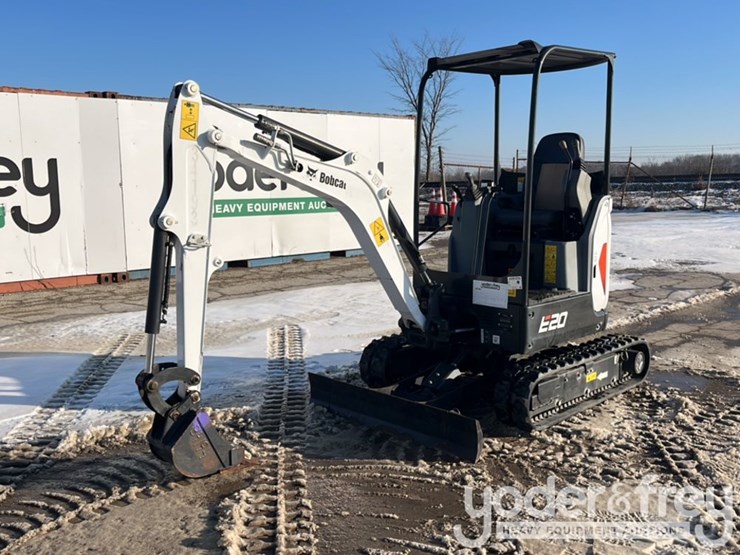 2022-bobcat-e20-image-1