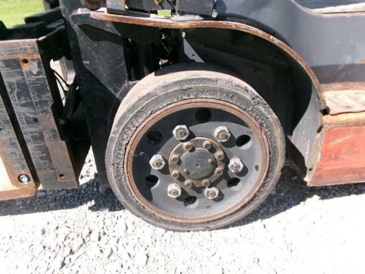 2012-ford-f650-image-3