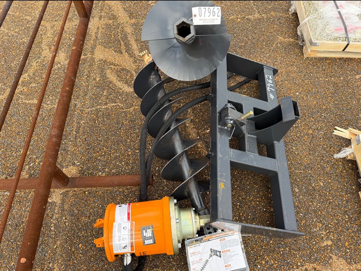 #7962-•-skid-steer-auger-drive-w/-12"-&-18"-augers-image-3