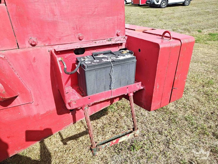 1988-deere-644e-image-9