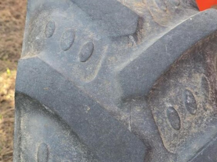 kubota-la1353-image-5