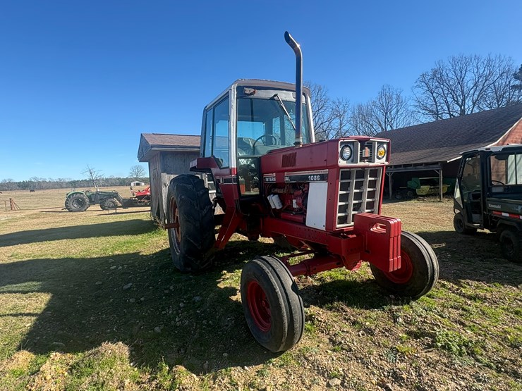 international-1086-image-2