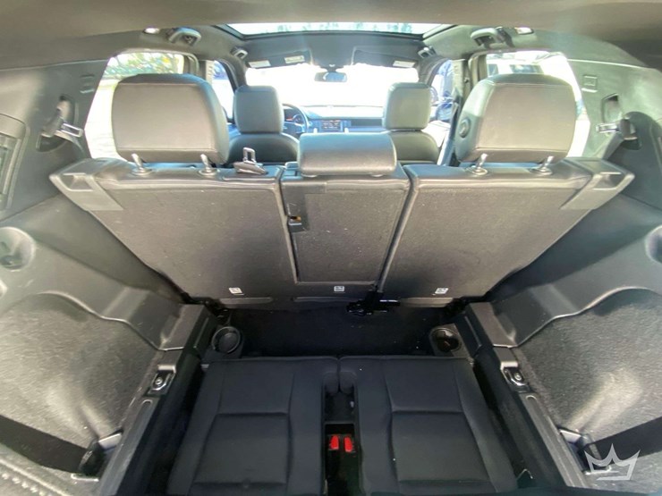 2016-land-rover-discovery-sport-4wd-suv-image-23