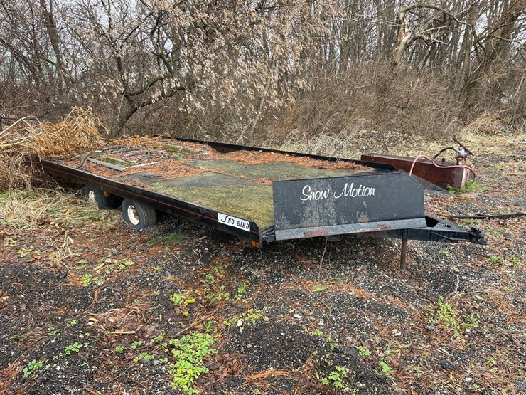 snowmobile-trailer-for-4-snowmobiles-image-1