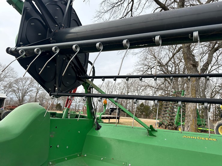 2017-john-deere-630fd-image-39