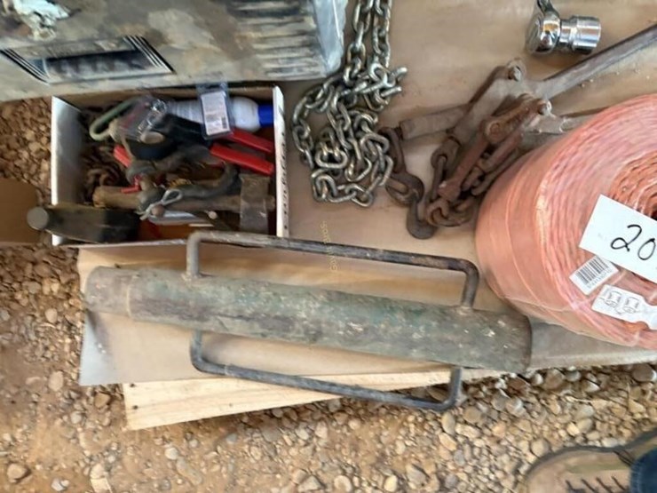 post-pounder,-binders,-chain,-twine-etc-image-6