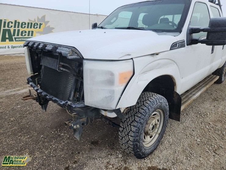 2013-ford-f350-image-36