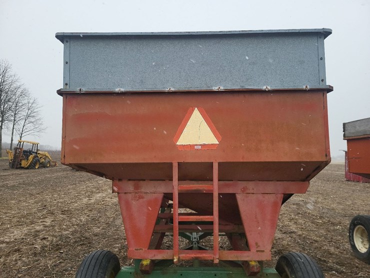 hopper-wagon-w/running-gear-image-19