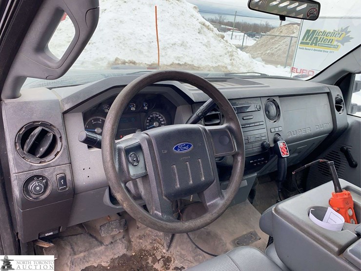 2013-ford-f450-image-52