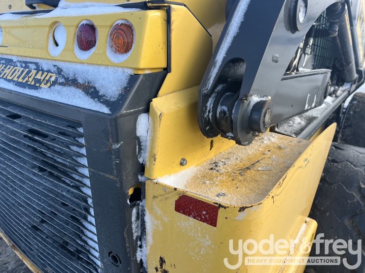 2017-new-holland-l234-image-21