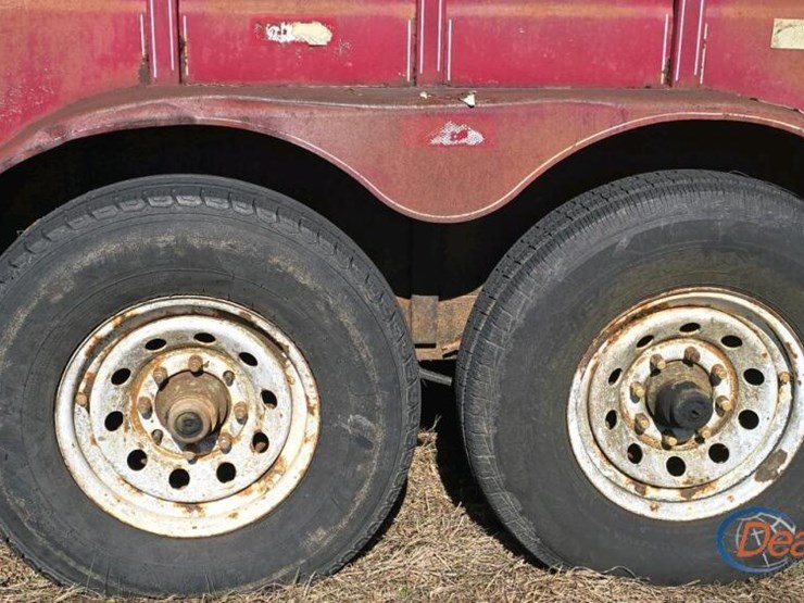 titan-trailer-image-4