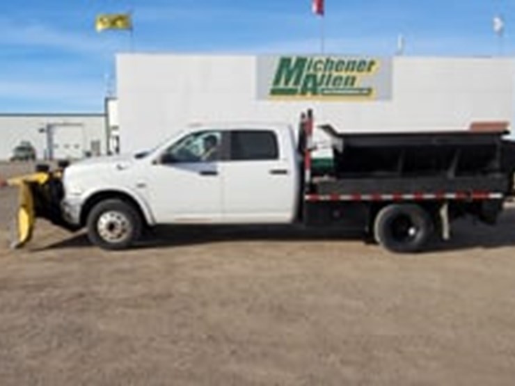 2012-dodge-3500-image-5