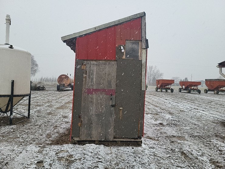 portable-chicken-coop-image-2