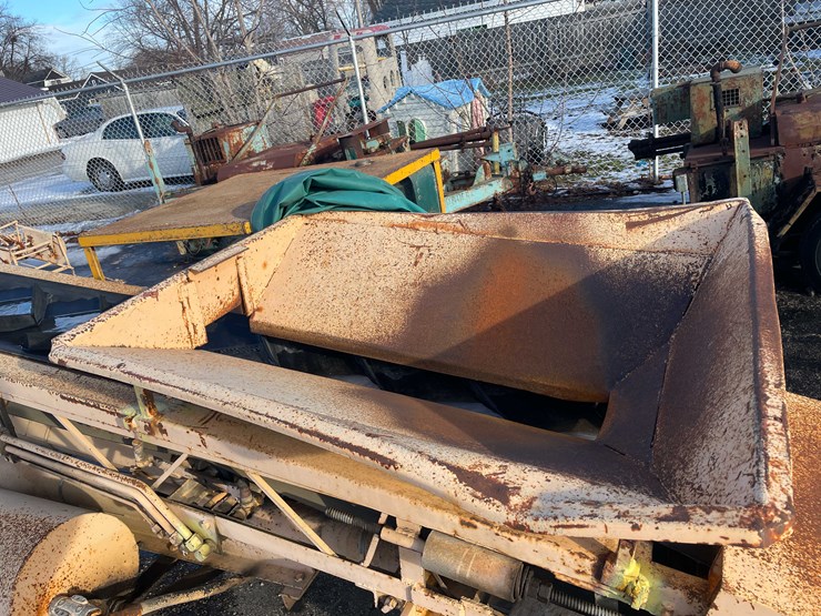 #2251-•-portable-conveyer-lift-image-24