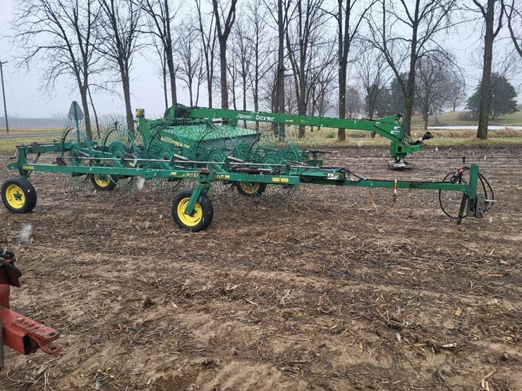 john-deere-704-image-7