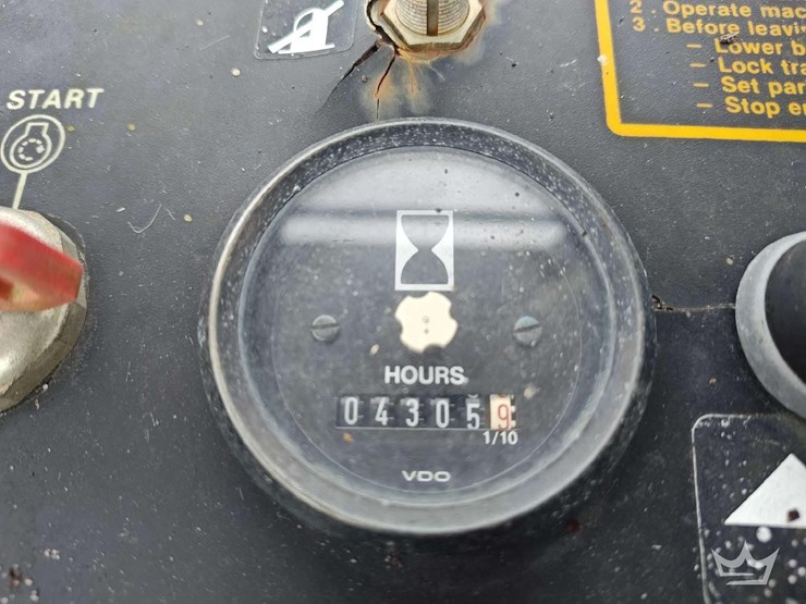 1988-deere-644e-image-10