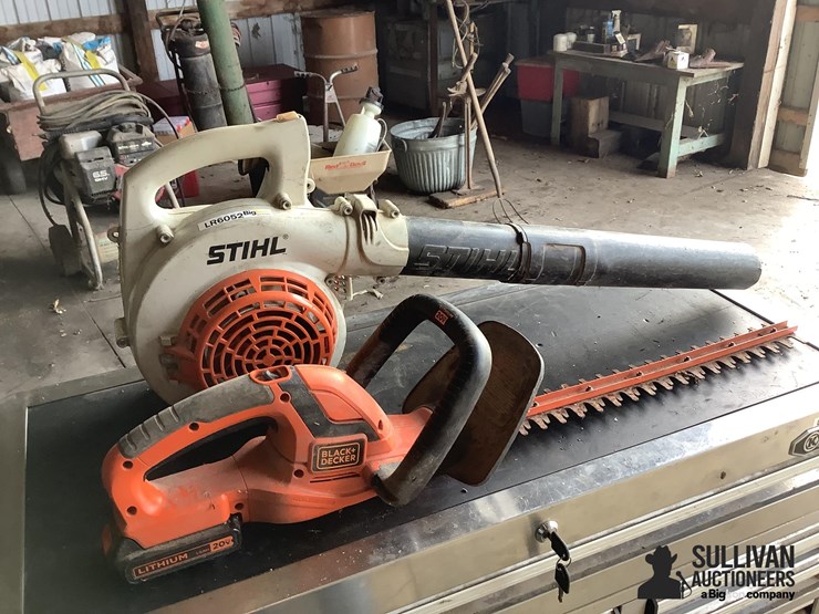 stihl-bg55-leaf-blower-image-3