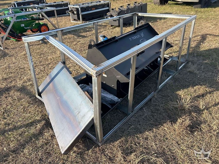 2025-pabreak-hydraulic-vibratory-plate-compactor-skid-steer-attachment-image-4