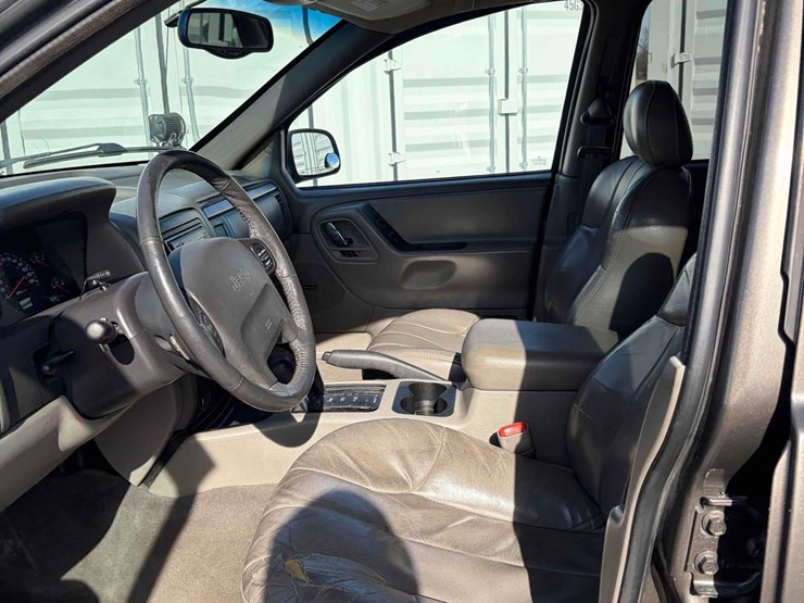 2000-jeep-grand-cherokee-image-14