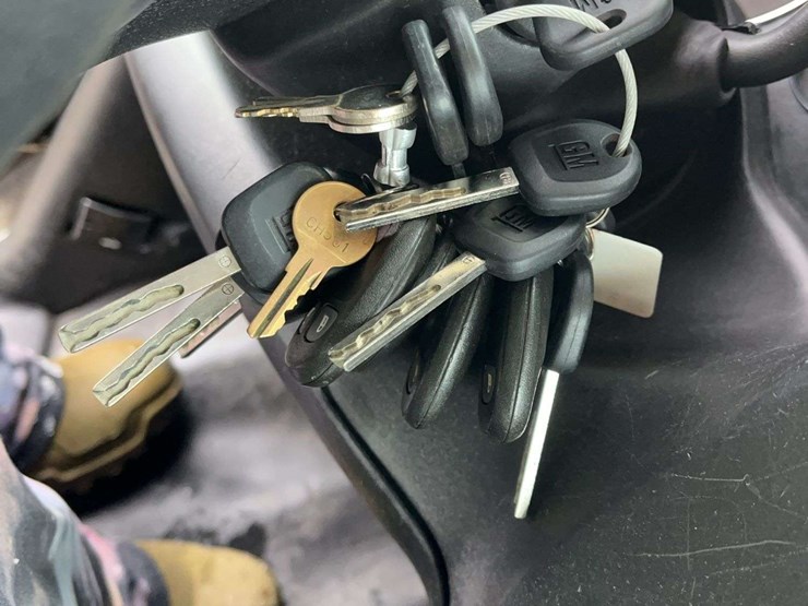 2017-chevrolet-express-g3500-image-27