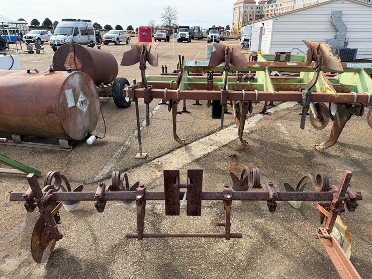 #7779-•-2-row-cultivator-image-1