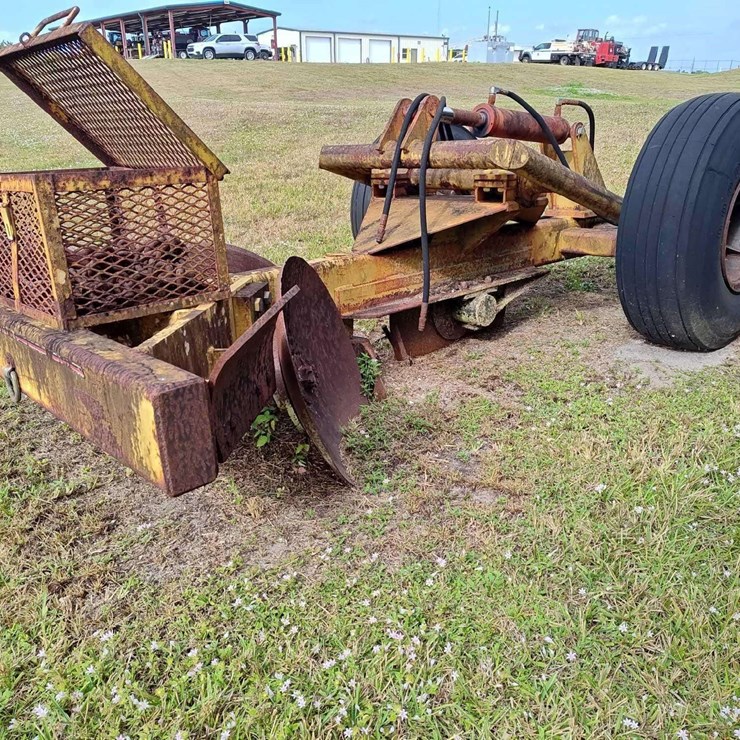 2011 Terra Riser 300D-SA Fire Plow Attachment