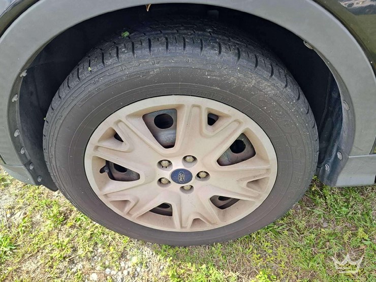 2014-ford-escape-image-47