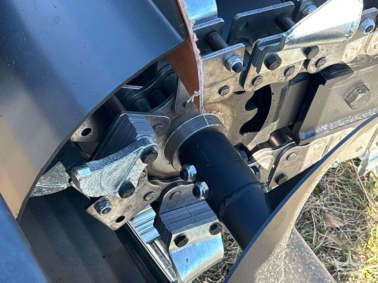 2025-hydraulic-trencher-skid-steer-attachment-image-7