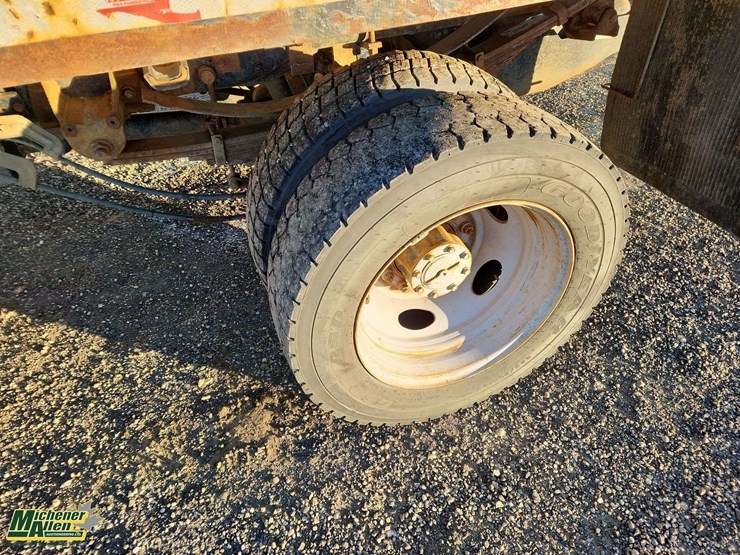 2018-ford-f550-image-10