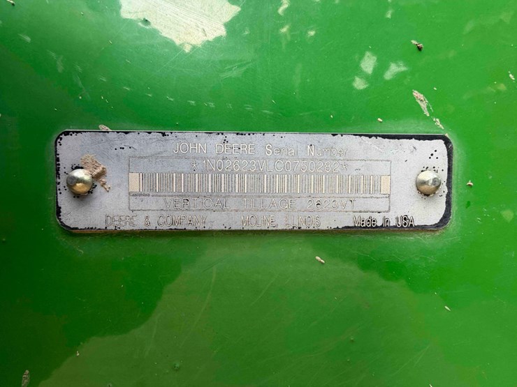 2013-john-deere-2623vt-image-9
