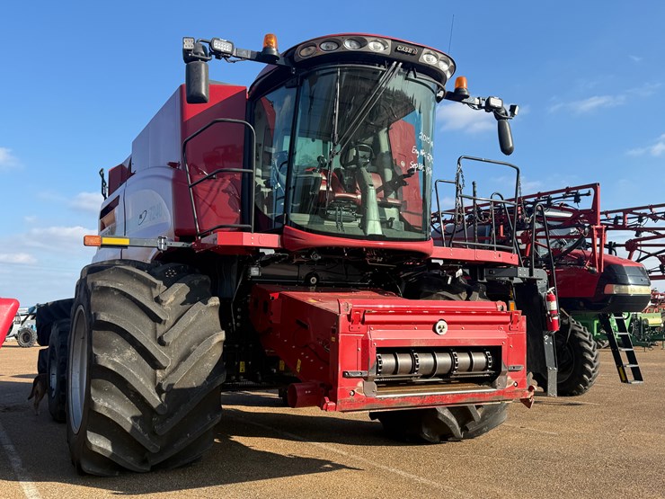 2015-case-ih-7240-image-2