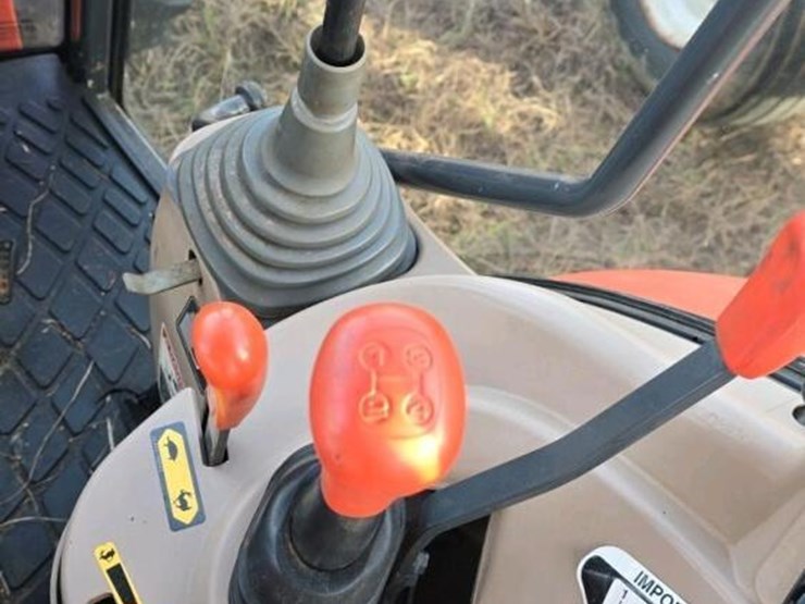 kubota-la1353-image-22