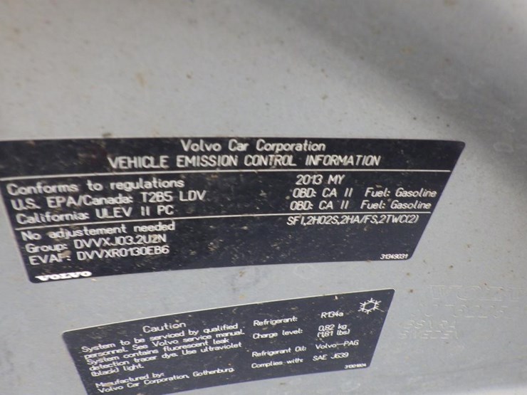 2013-volvo-xc60-image-12