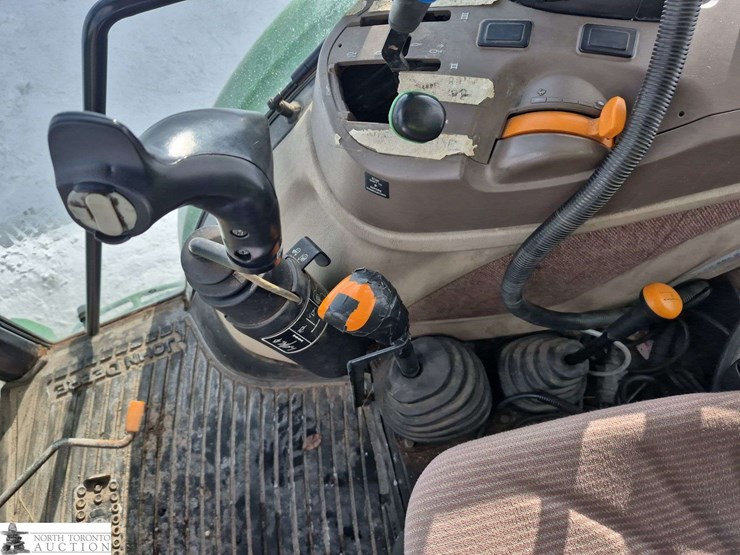 2010-john-deere-2010-image-28