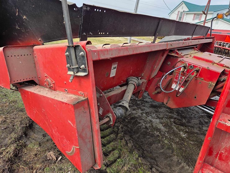 case-ih-1063-image-19