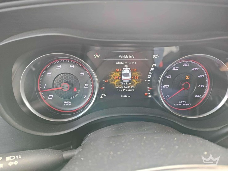 2017-dodge-charger-sedan-image-26