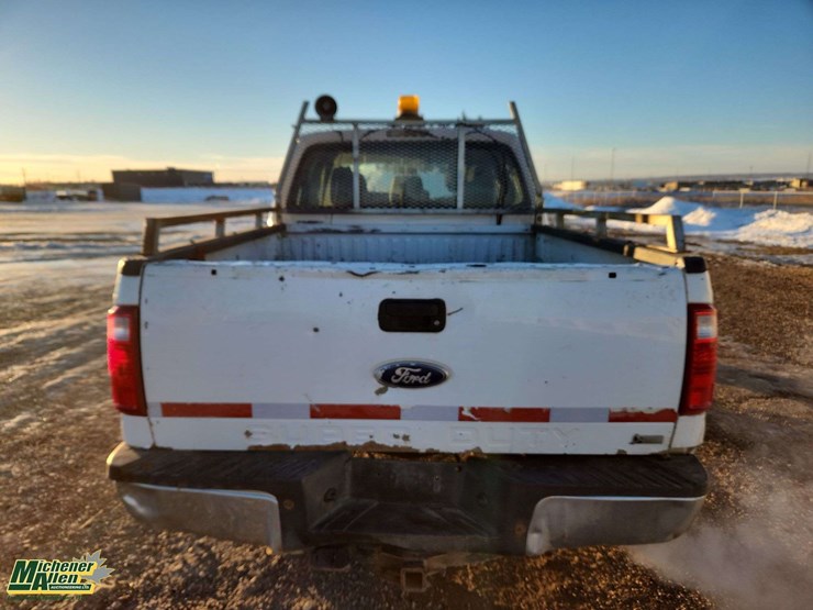 2013-ford-f350-image-7