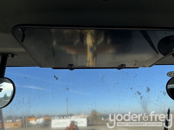 2014-komatsu-wa320-7-image-31